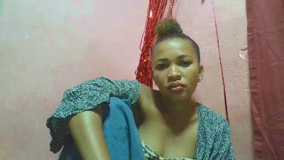 Aliciasexy42 from Madagascar