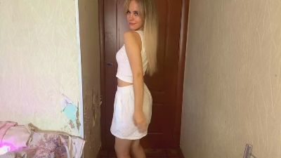 AnnmarieBroody from France