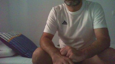 Hombreosomadrid from Spain