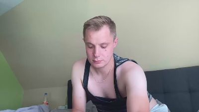 Kinkyroboy from Germany