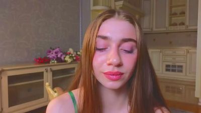 LilianHathaway from France