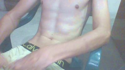 LooHot from Venezuela