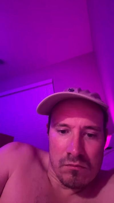 Lukaslasting from United States