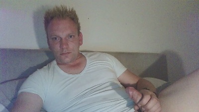 Mickxll from Netherlands