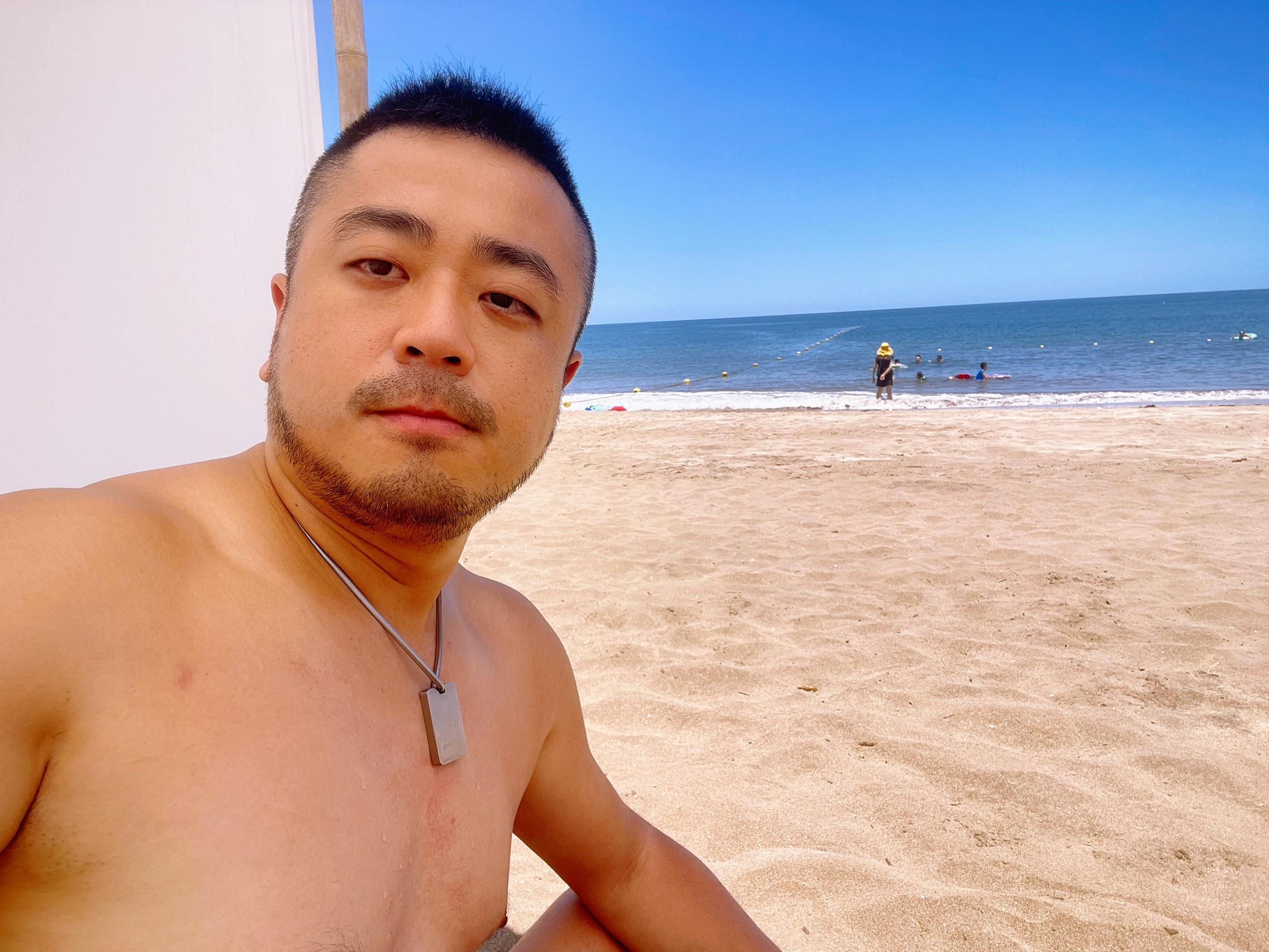 heylinyy from Taiwan