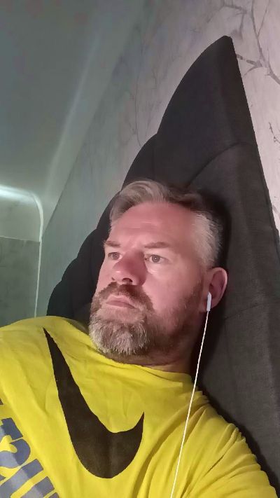 jonnyx5 from United Kingdom