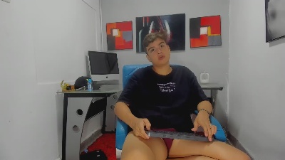 liam_person_ from Colombia