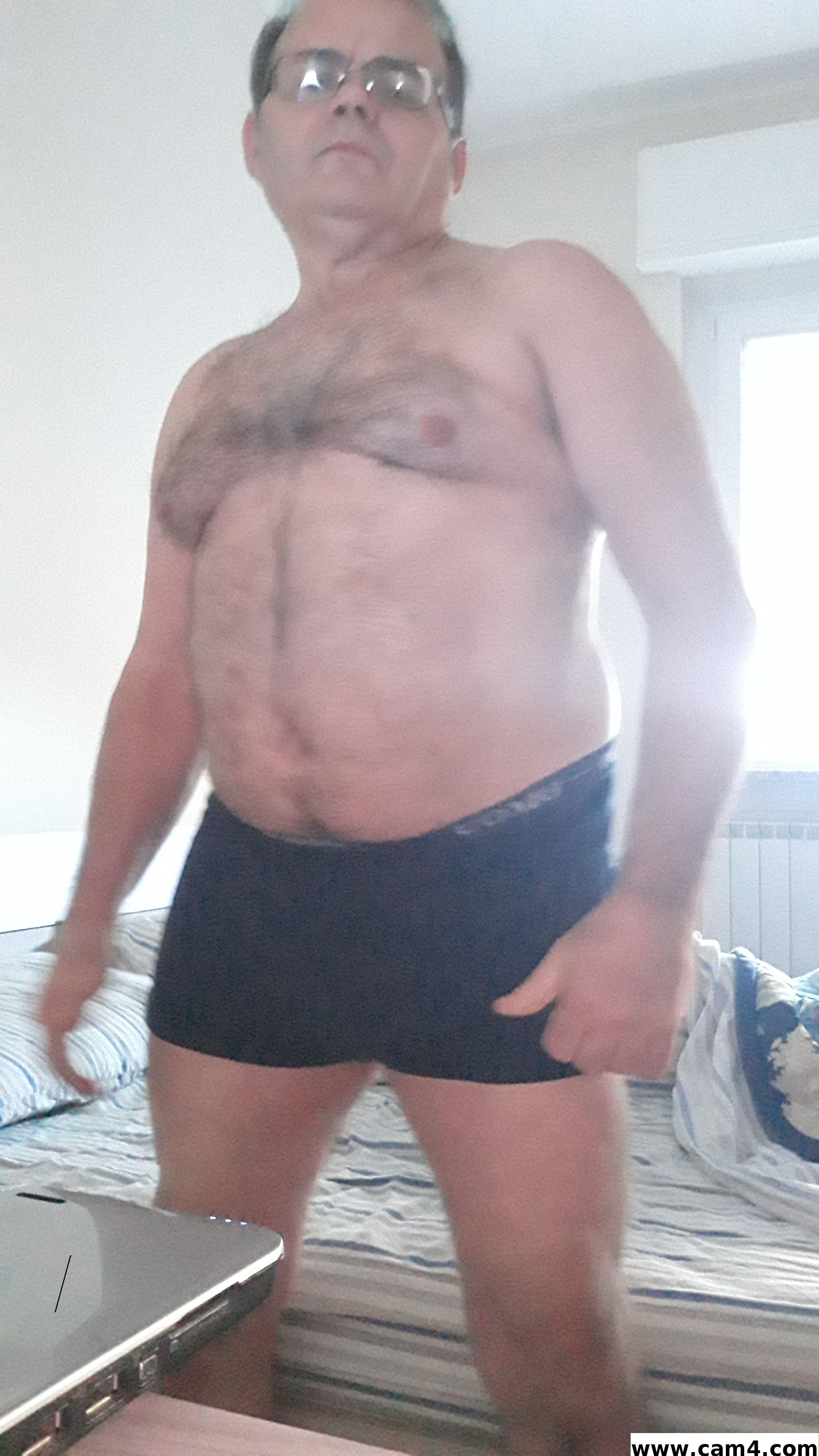 luis1485 from Italy