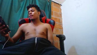 nikFrox22cm from Colombia