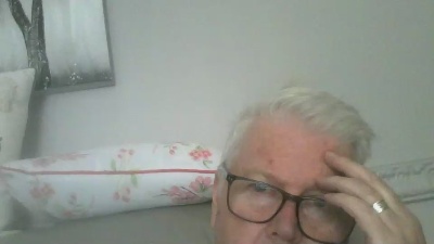 pauly1960 from United Kingdom