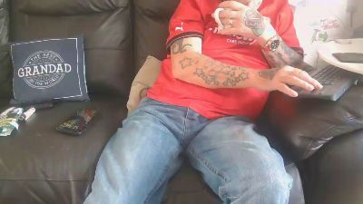 sexymanlol from United Kingdom