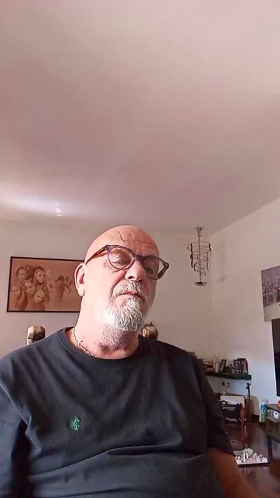 vecchioporco7 from Italy